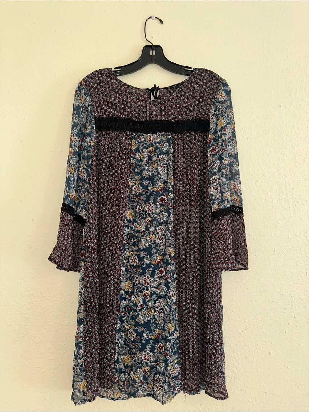 Signature Studio Mixed Floral Patchwork Long Sleeve Dress in Blue and Burgundy